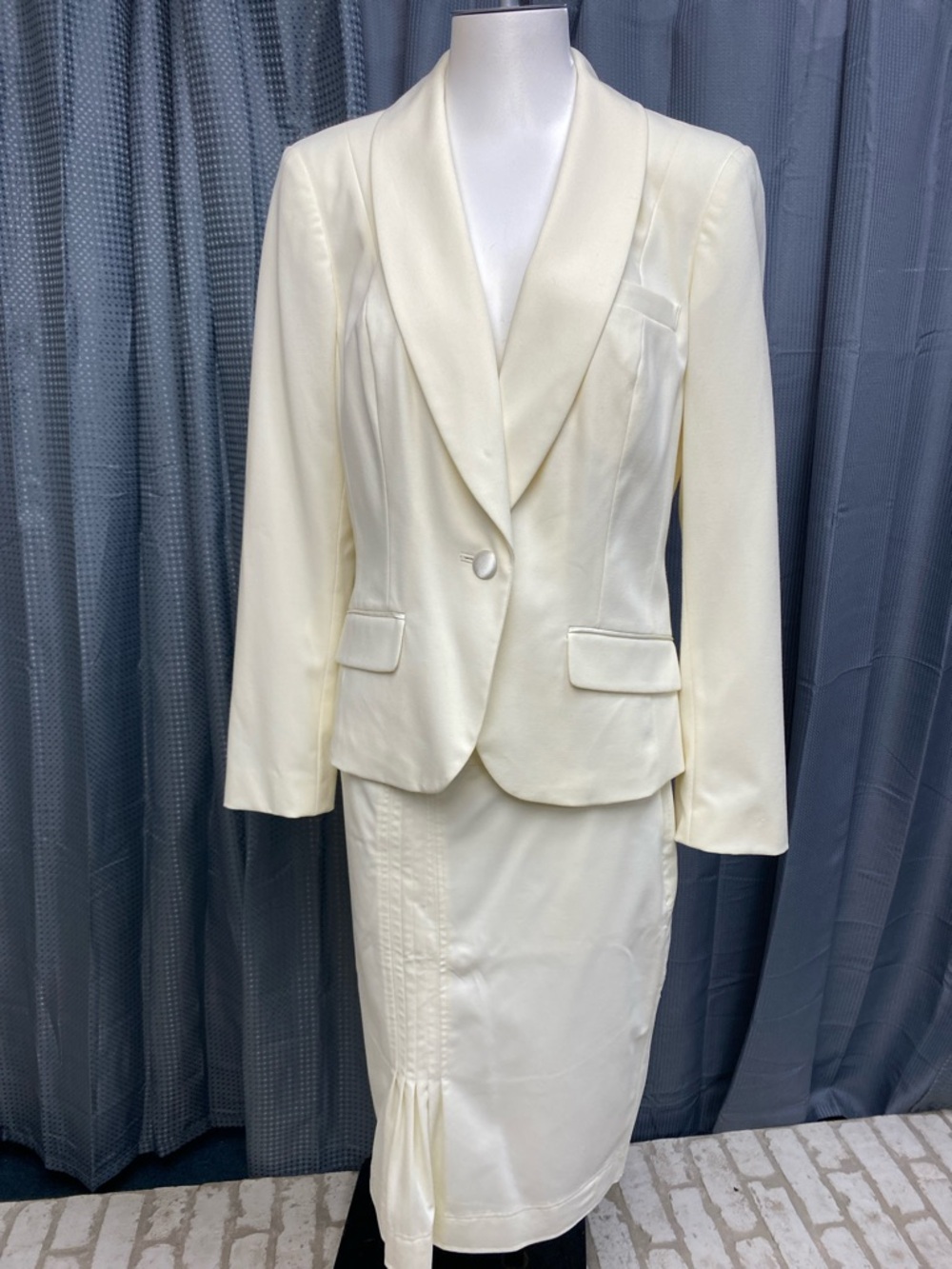 Worthington Cream Stretch Blazer